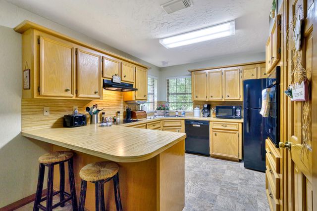 5350 Wiseman Road, Midway, TX 75852