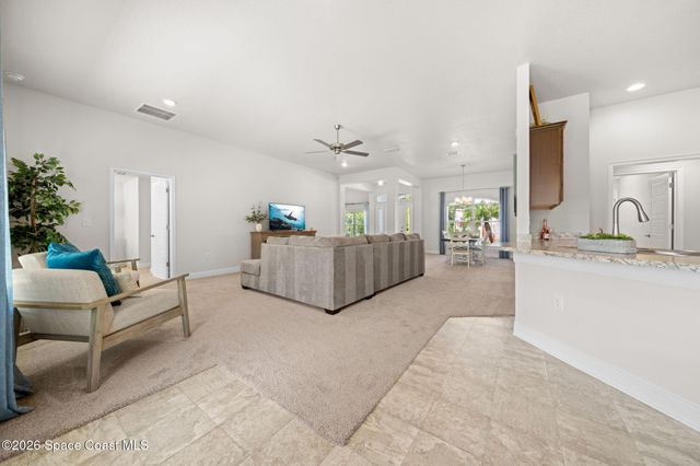 147 SW Whirl Street SW, Palm Bay, FL 32908
