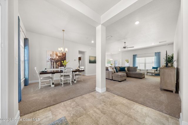 147 SW Whirl Street SW, Palm Bay, FL 32908