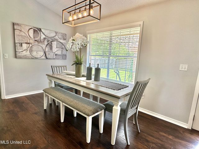 14277 Mosswood Drive, Gulfport, MS 39503