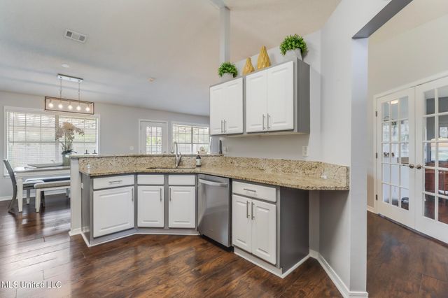 14277 Mosswood Drive, Gulfport, MS 39503