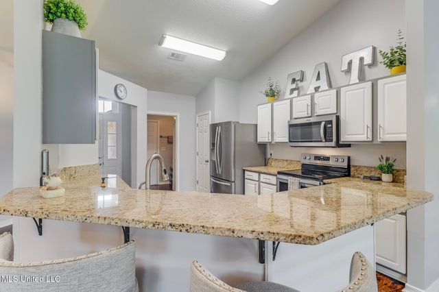 14277 Mosswood Drive, Gulfport, MS 39503
