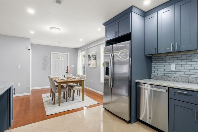 32 Alma St 32, Lawrence, MA 01841