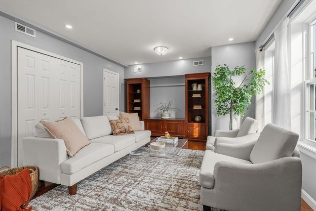 32 Alma St 32, Lawrence, MA 01841