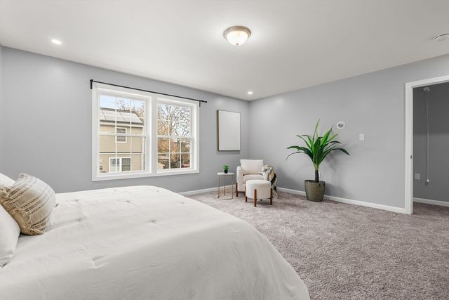 32 Alma St 32, Lawrence, MA 01841