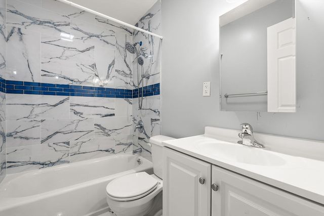 32 Alma St 32, Lawrence, MA 01841