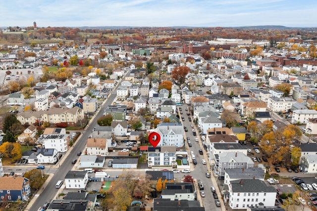 32 Alma St 32, Lawrence, MA 01841