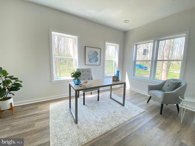 799 CENTRAL AVE E, Edgewater, MD 21037