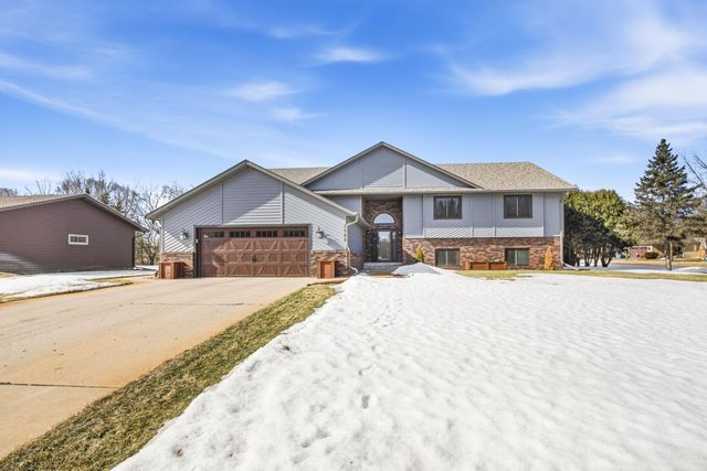 1785 Cypress Road, Saint Cloud, MN 56303
