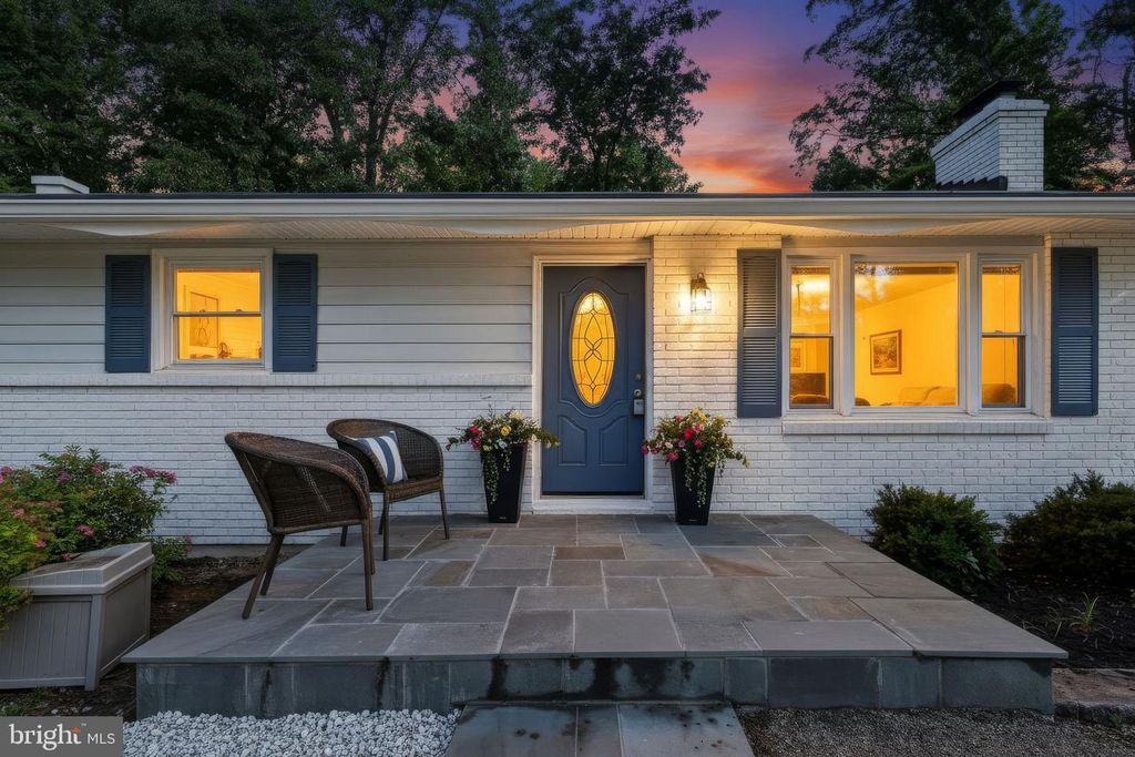 Image 36 of property listing at 3 BELHAVEN CT, Severna Park, MD 21146