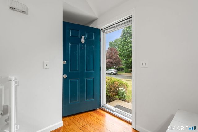 5 Bell Court, Portland, CT 06480