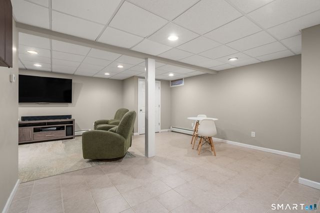5 Bell Court, Portland, CT 06480