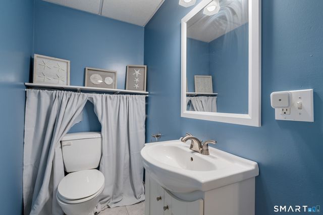 5 Bell Court, Portland, CT 06480