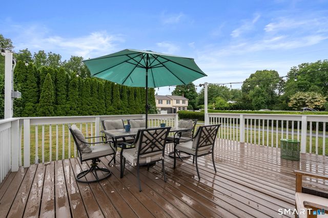 5 Bell Court, Portland, CT 06480