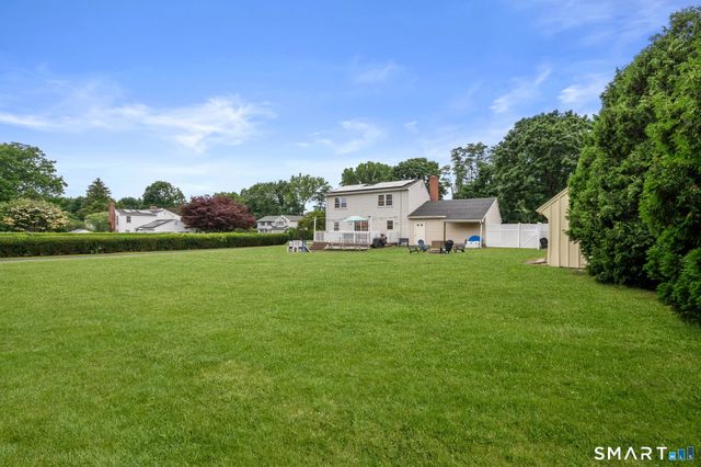 5 Bell Court, Portland, CT 06480