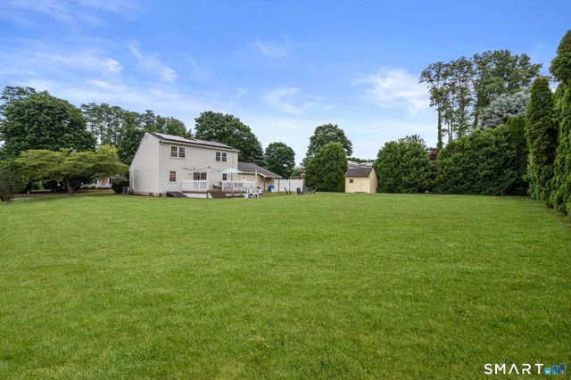 5 Bell Court, Portland, CT 06480