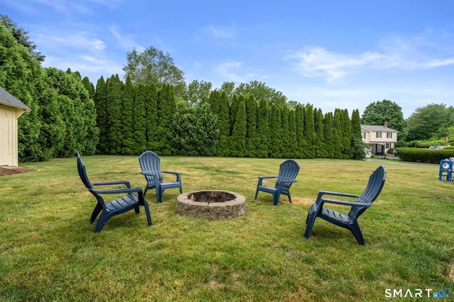 5 Bell Court, Portland, CT 06480