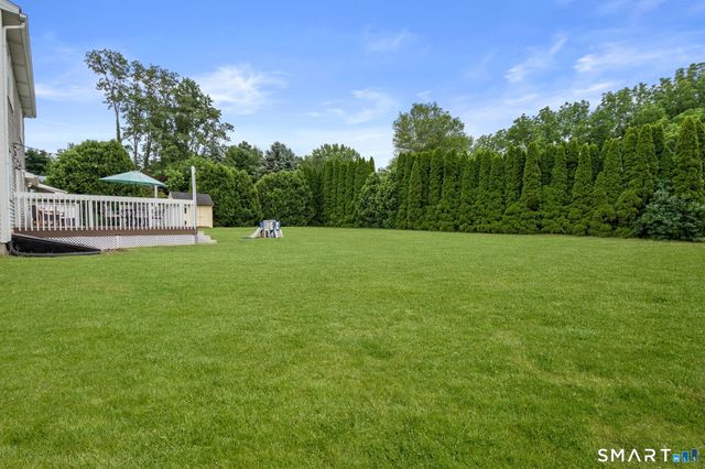 5 Bell Court, Portland, CT 06480