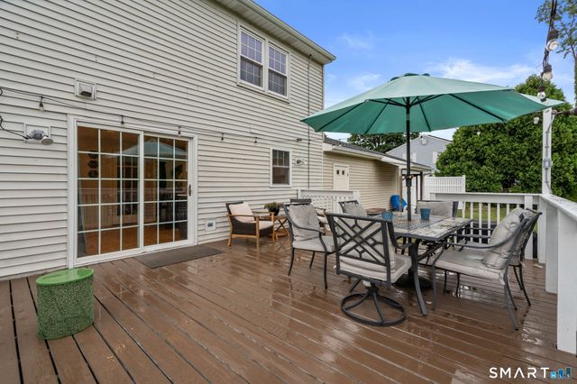 5 Bell Court, Portland, CT 06480