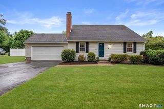 5 Bell Court, Portland, CT 06480