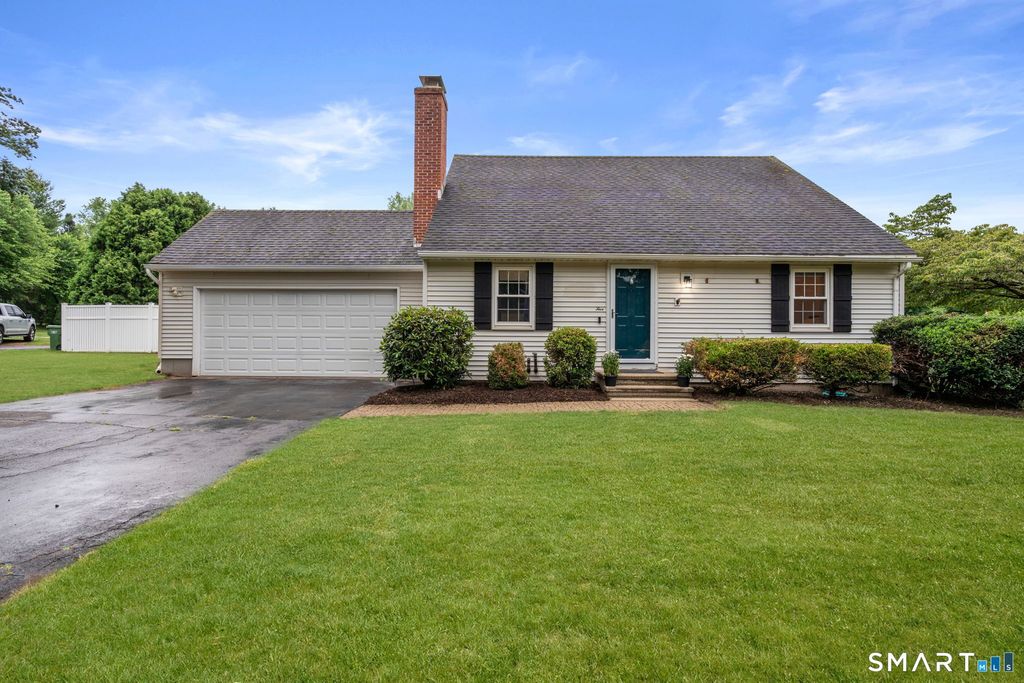 5 Bell Court, Portland, CT 06480