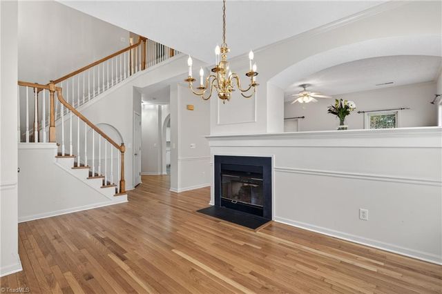 1549 Squires Lane, Kernersville, NC 27284