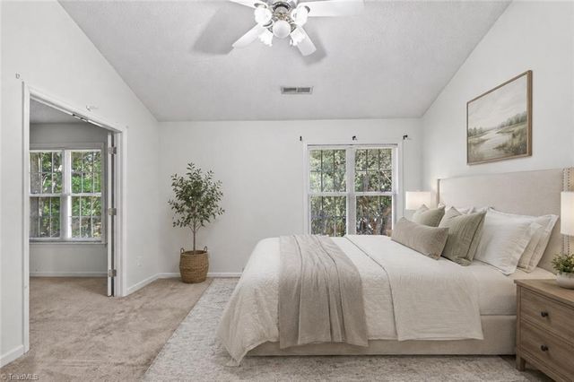 1549 Squires Lane, Kernersville, NC 27284