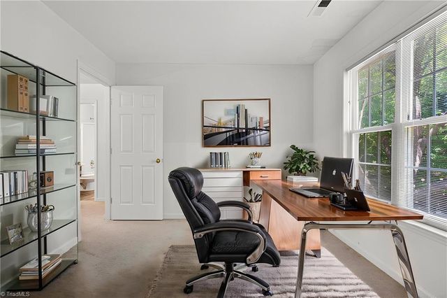 1549 Squires Lane, Kernersville, NC 27284
