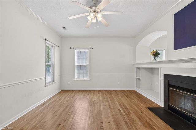 1549 Squires Lane, Kernersville, NC 27284