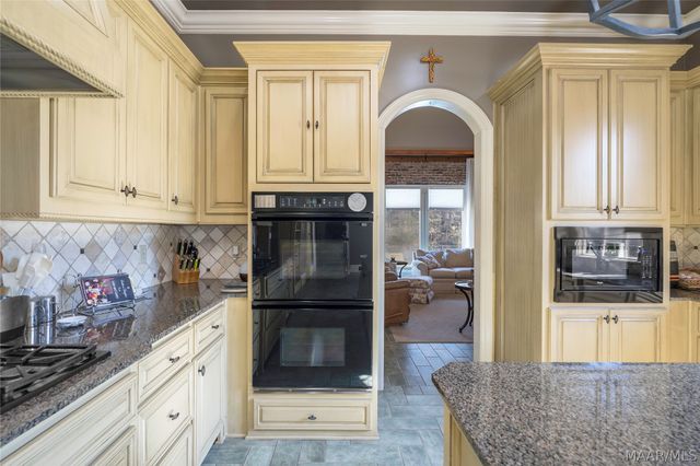 6160 HENLEY Way, Montgomery, AL 36117