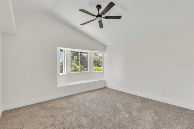 7033 Castle Creek Way, Rio Linda, CA 95673