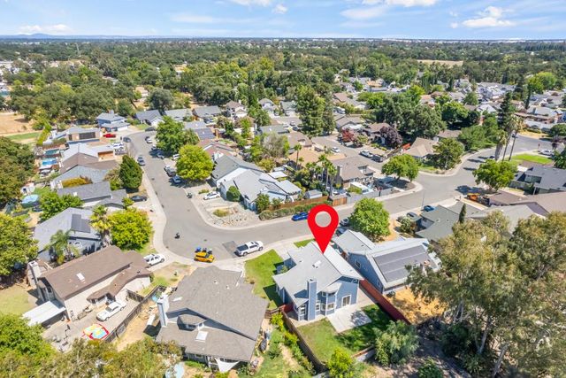 7033 Castle Creek Way, Rio Linda, CA 95673