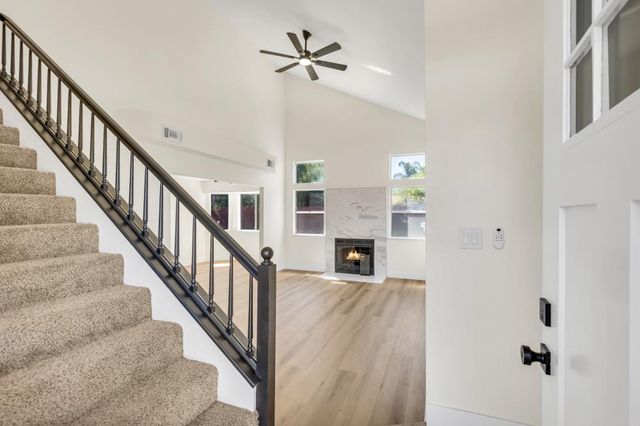 7033 Castle Creek Way, Rio Linda, CA 95673