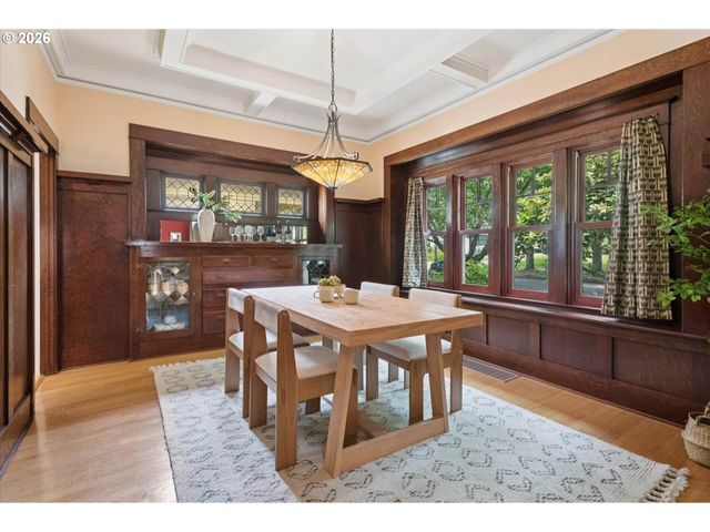 2005 Ne 48TH Ave, Portland, OR 97213