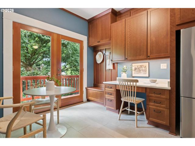 2005 Ne 48TH Ave, Portland, OR 97213