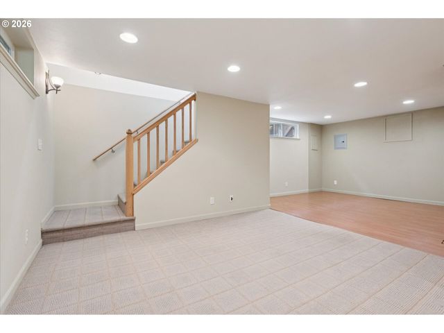 2005 Ne 48TH Ave, Portland, OR 97213