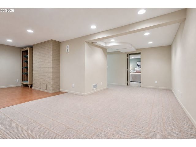 2005 Ne 48TH Ave, Portland, OR 97213