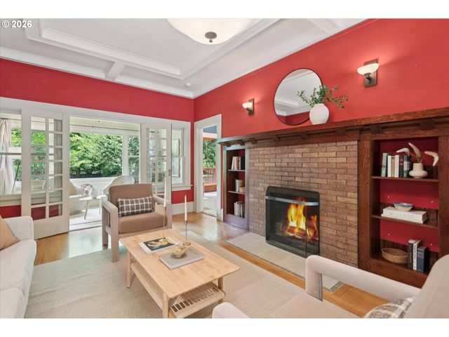 2005 Ne 48TH Ave, Portland, OR 97213