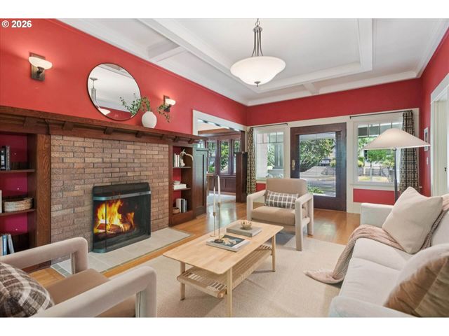 2005 Ne 48TH Ave, Portland, OR 97213