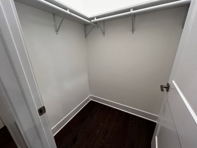 4819 Main Street 203, Skokie, IL 60077