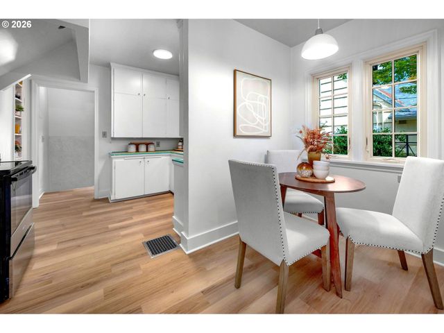 6041 Ne 26TH Ave, Portland, OR 97211