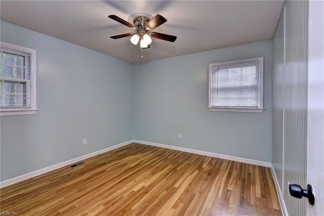 461 Dunmore DR, Newport News, VA 23602