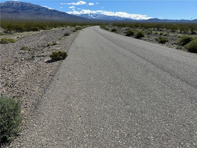 1370 Panorama Road, Pahrump, NV 89060