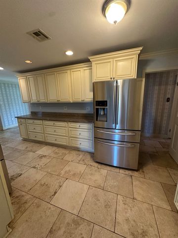 5 Texas Ave, Houma, LA 70360