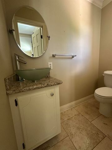 5 Texas Ave, Houma, LA 70360