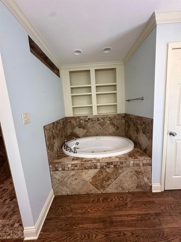 5 Texas Ave, Houma, LA 70360
