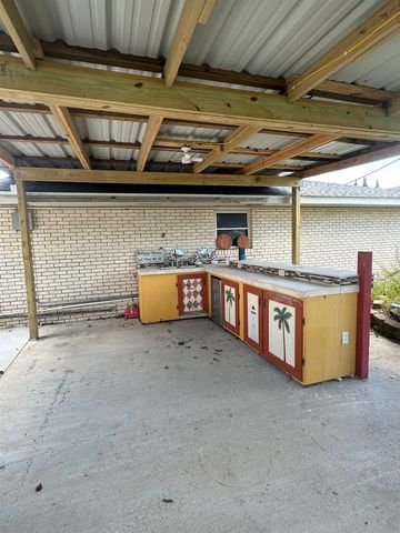 5 Texas Ave, Houma, LA 70360