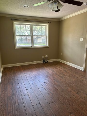 5 Texas Ave, Houma, LA 70360