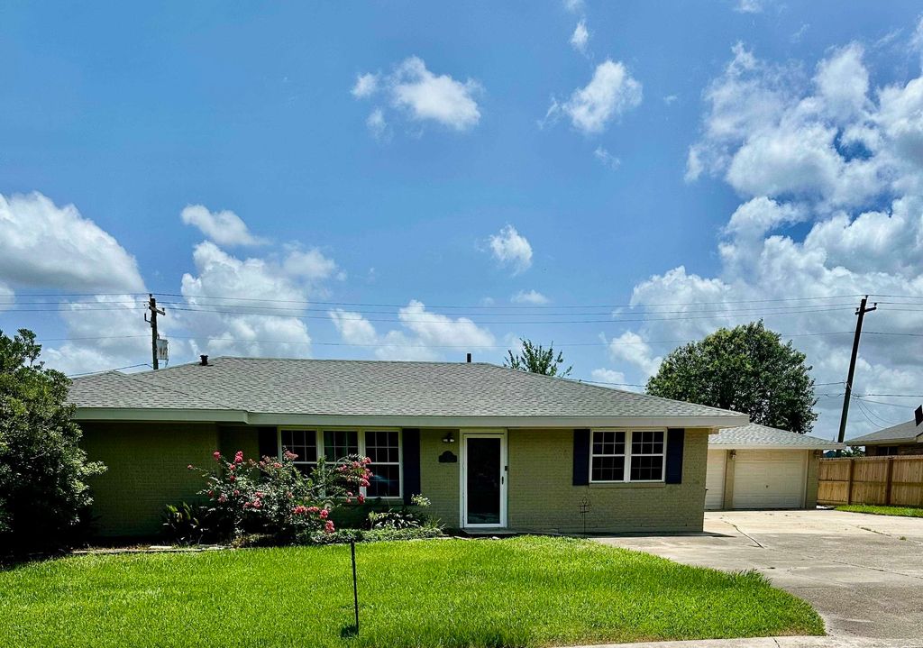 5 Texas Ave, Houma, LA 70360
