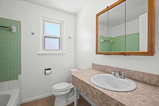 5925 -5929 W Inkster Road, Garden City, MI 48135